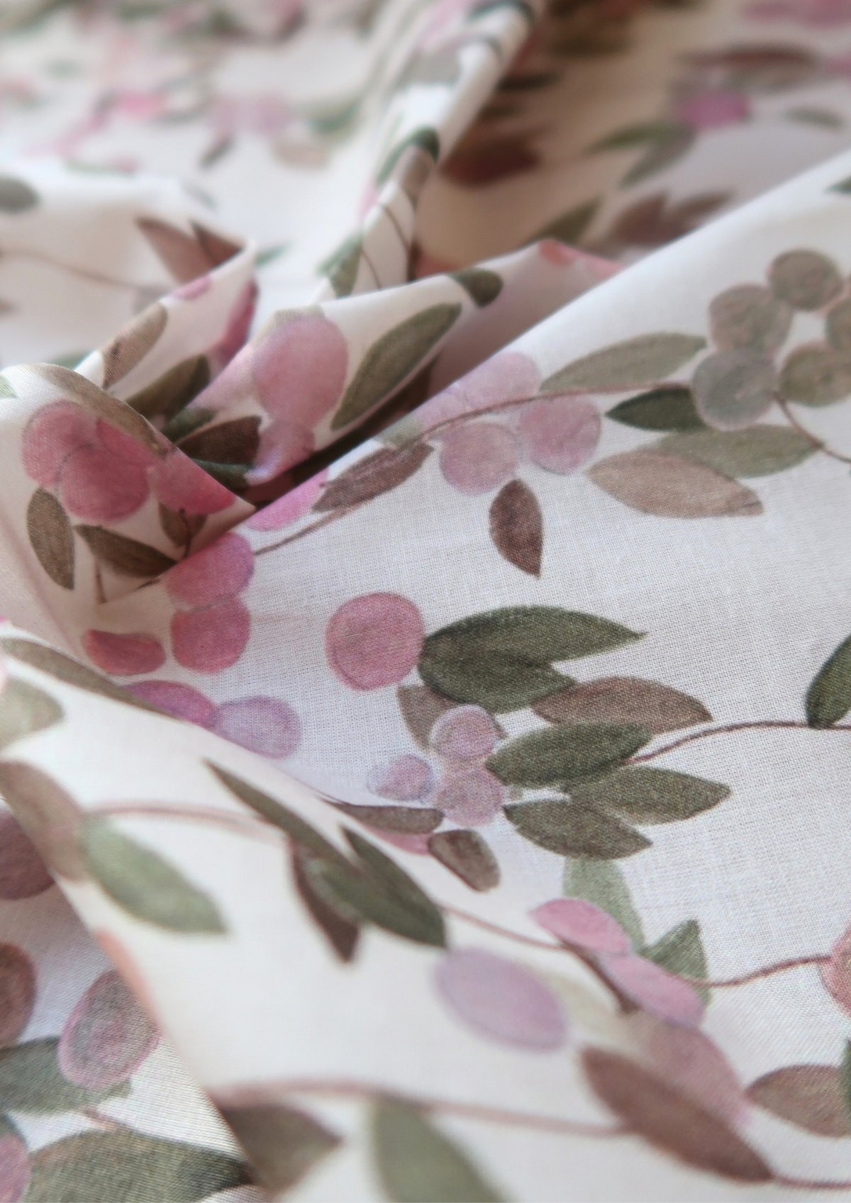 Tissu voile de coton Petites baies