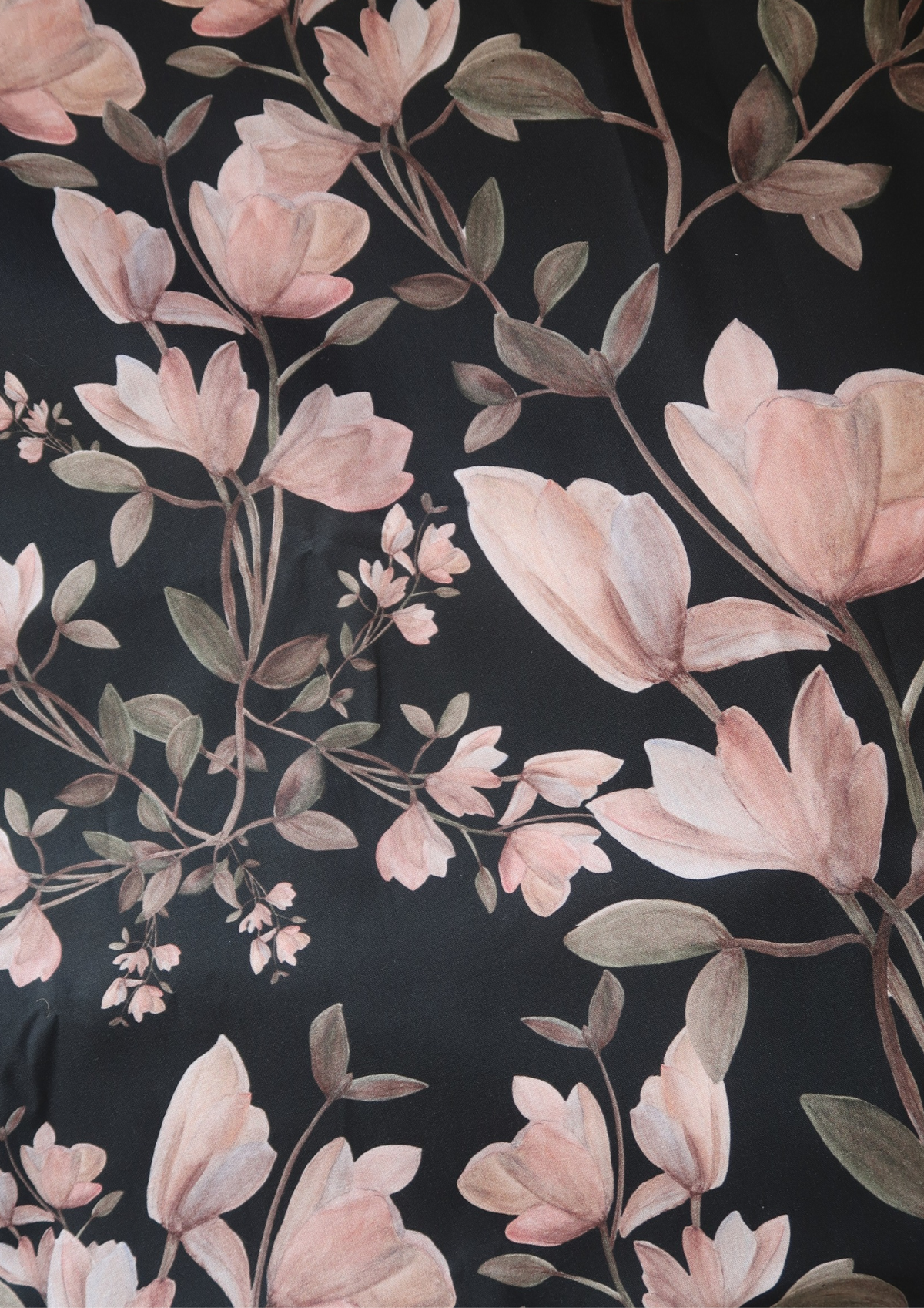Tissu cretonne Magnolias sur fond noir