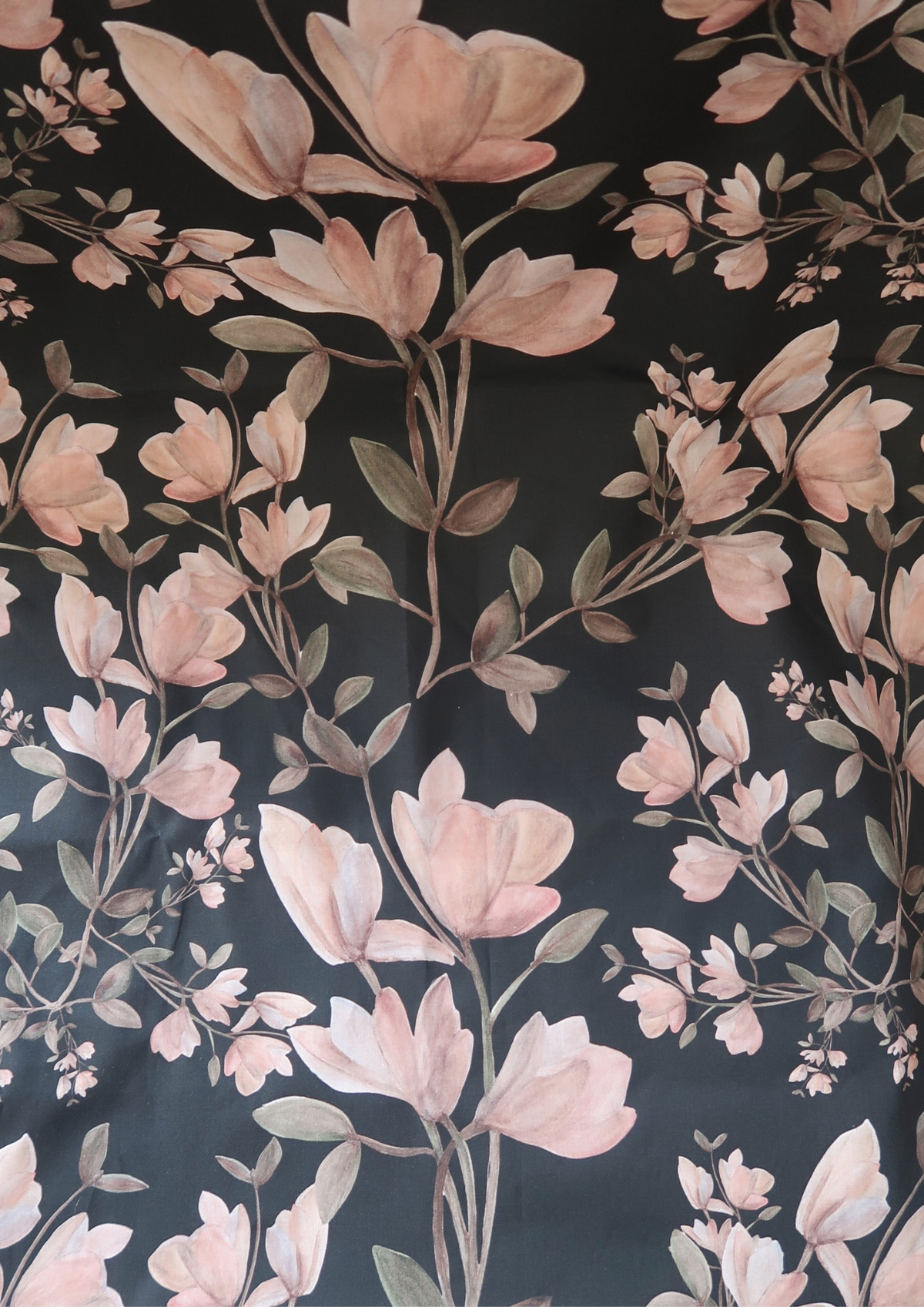 Tissu cretonne Magnolias sur fond noir