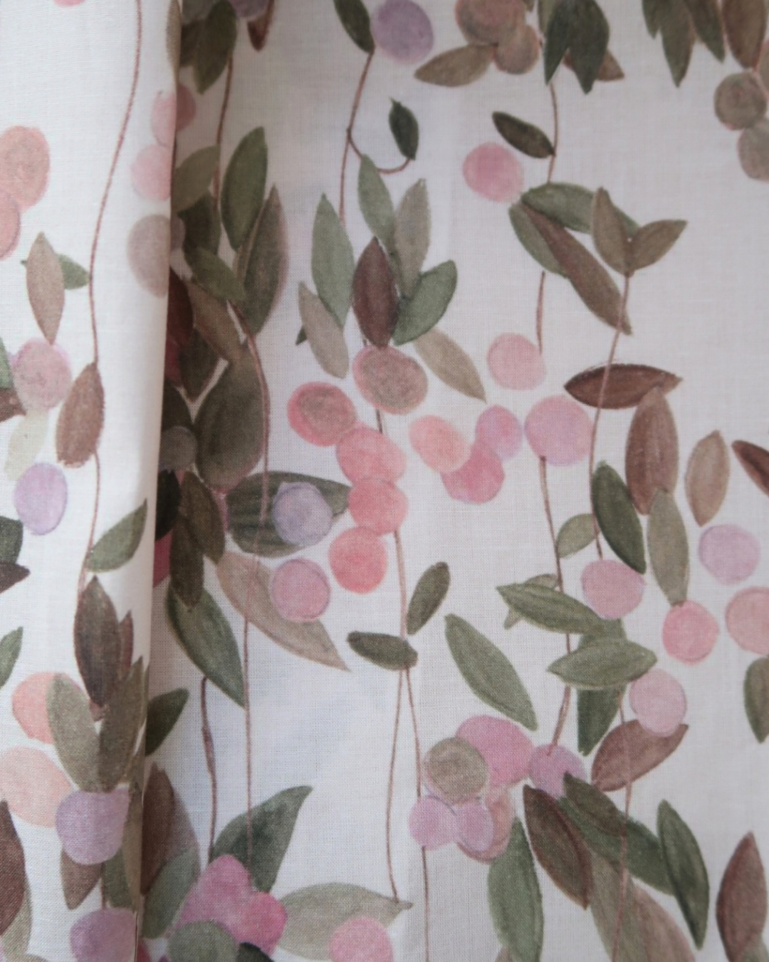 Tissu voile de coton Petites baies