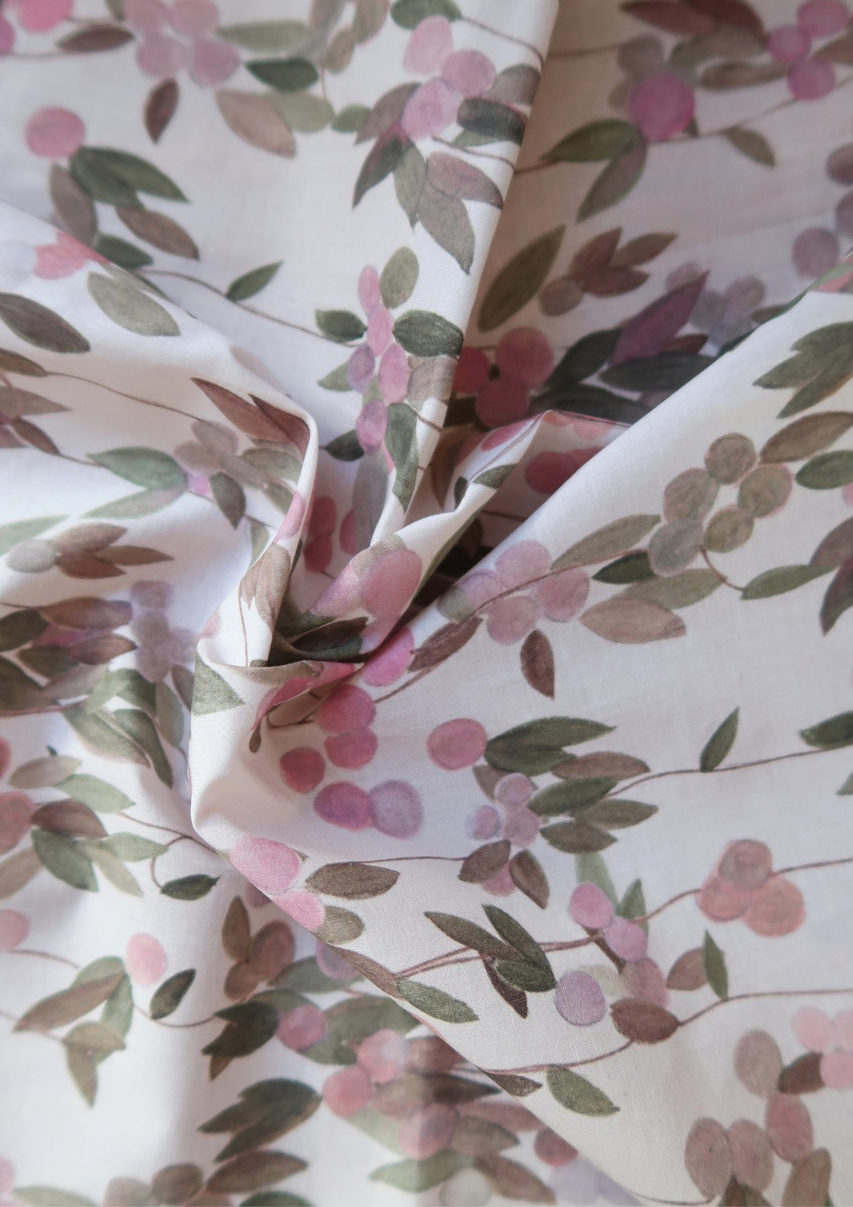 Tissu voile de coton Petites baies