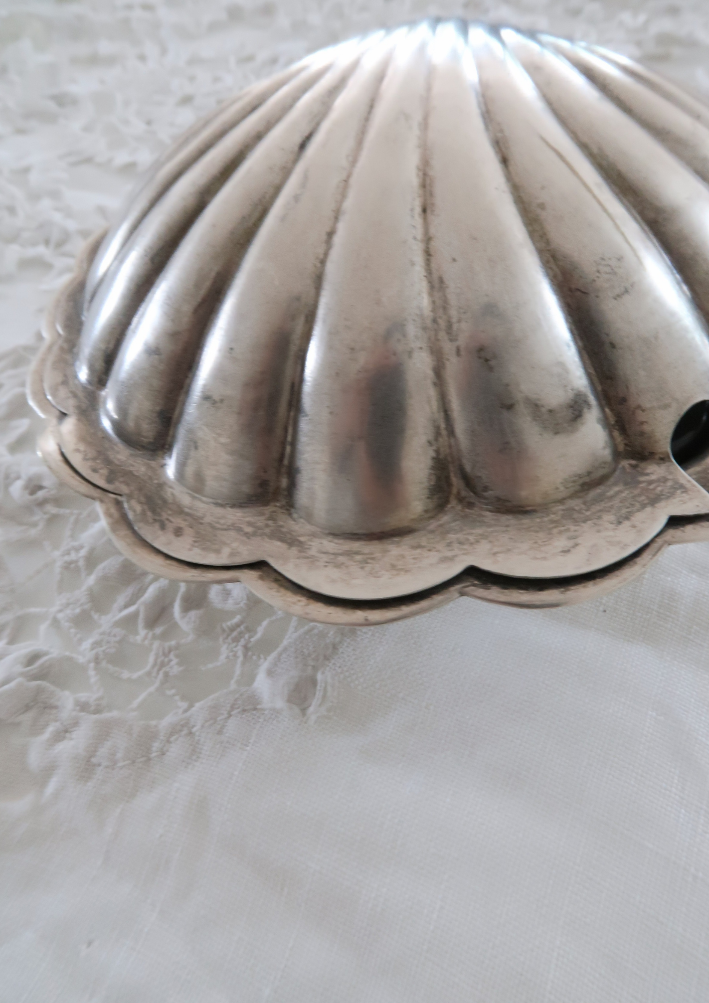 Plat à caviar coquille vintage