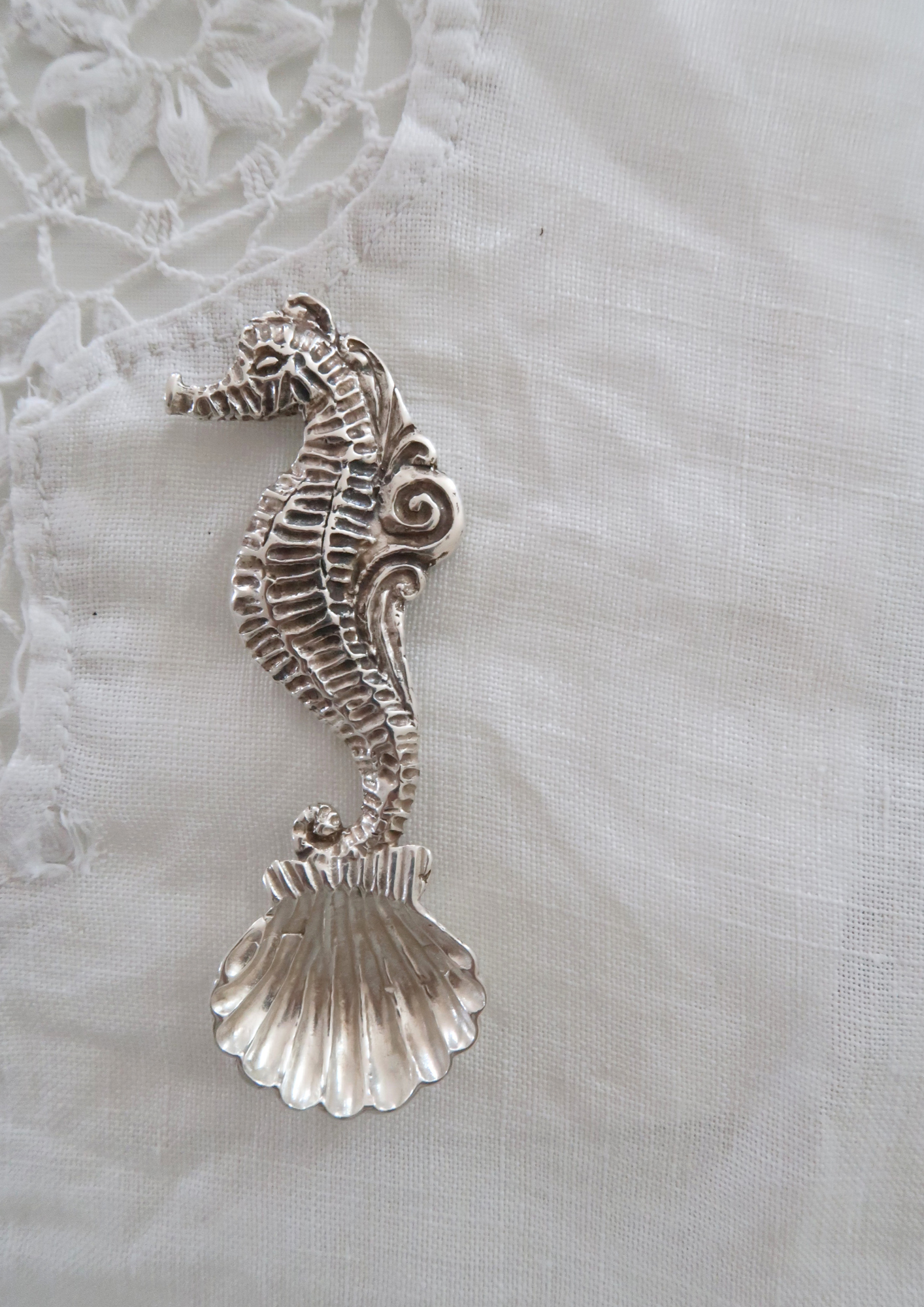 Ancienne petite cuillère en argent Hippocampe