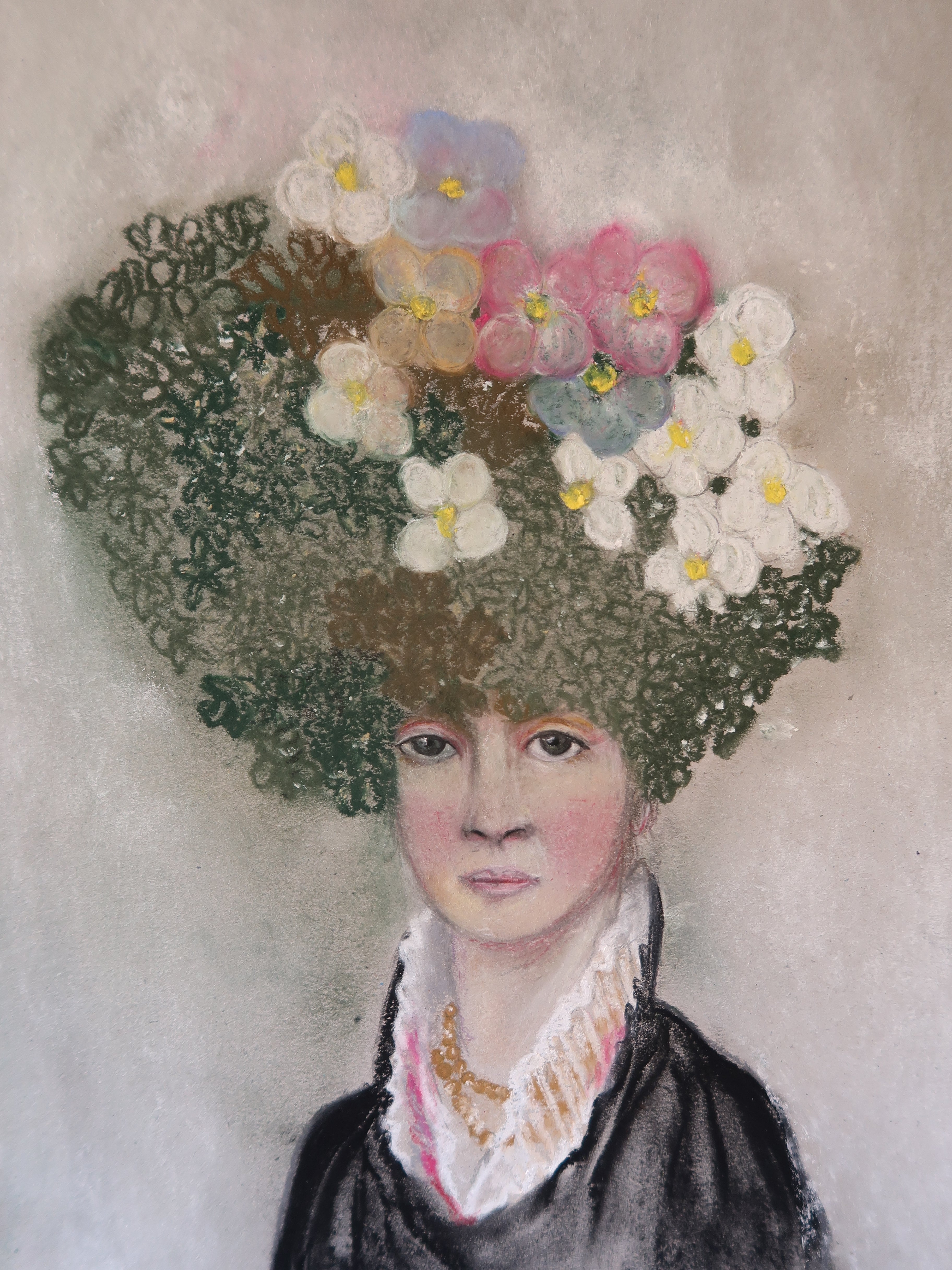 Femme à la Coiffe Végétale